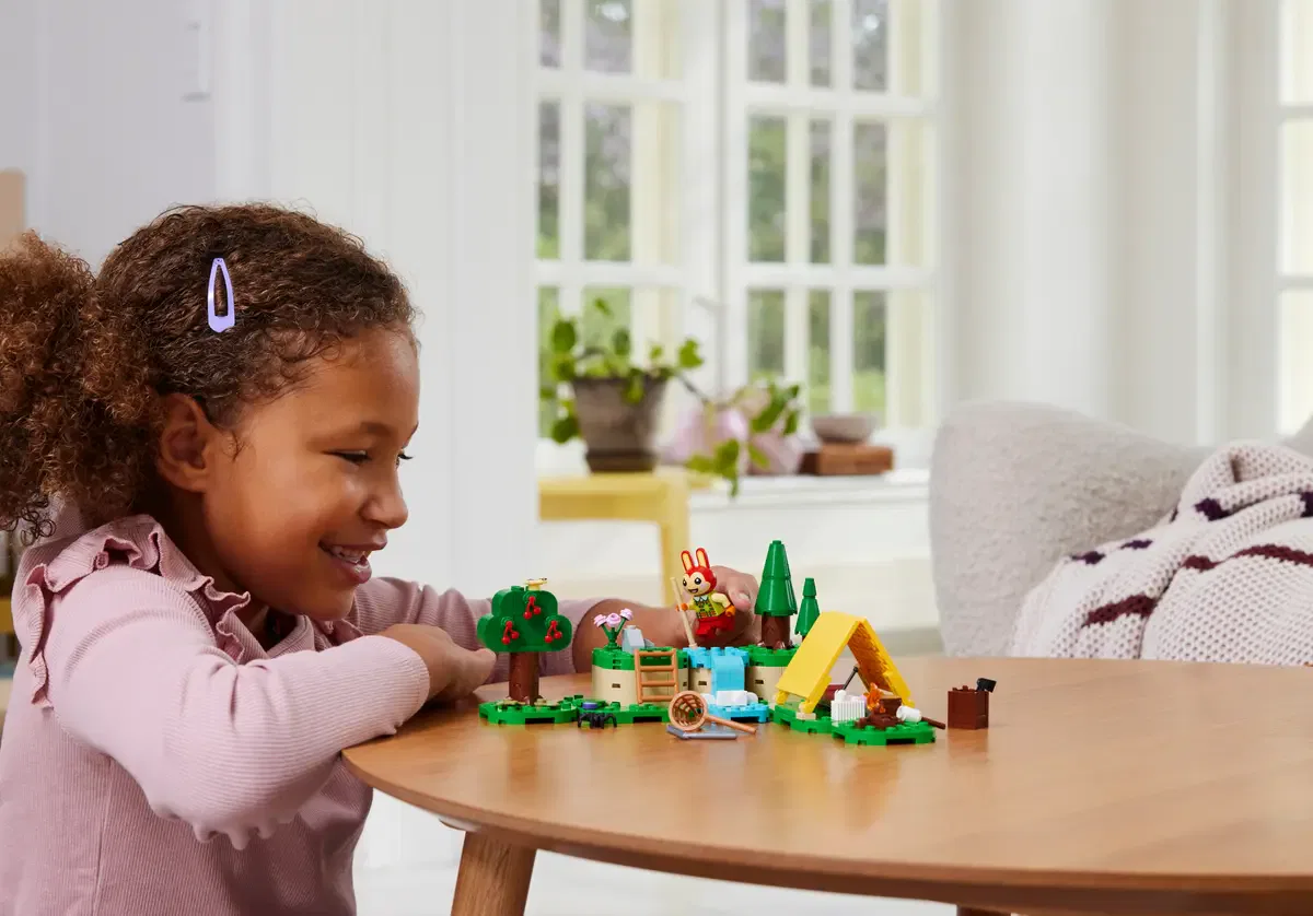 Actividades al aire libre con Coni (Lego 77047) - Imagen 8