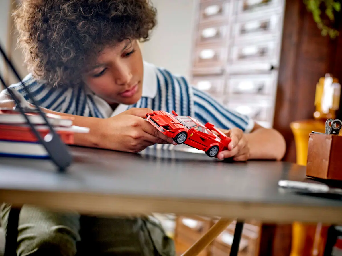 Supercoche Ferrari F40 (Lego 76934) - Imagen 6